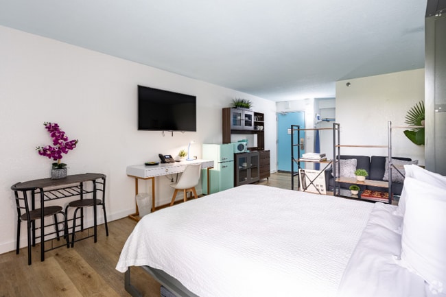 3501 Inverrary Blvd in Lauderhill, FL - Building Photo - Building Photo