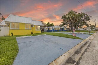 14060 Miramar Ave in Madeira Beach, FL - Building Photo - Building Photo