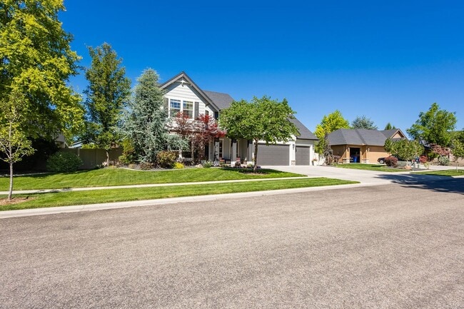 property at 387 N Morning Glory Way