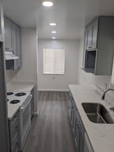 2620 Castello Way in Santa Clara, CA - Building Photo - Building Photo