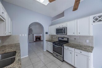 9402 Calwood Cir in Spring, TX - Building Photo - Building Photo