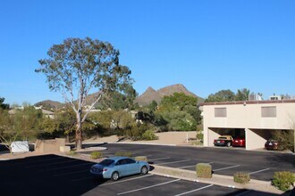 756 E Joan D Arc in Phoenix, AZ - Building Photo - Building Photo