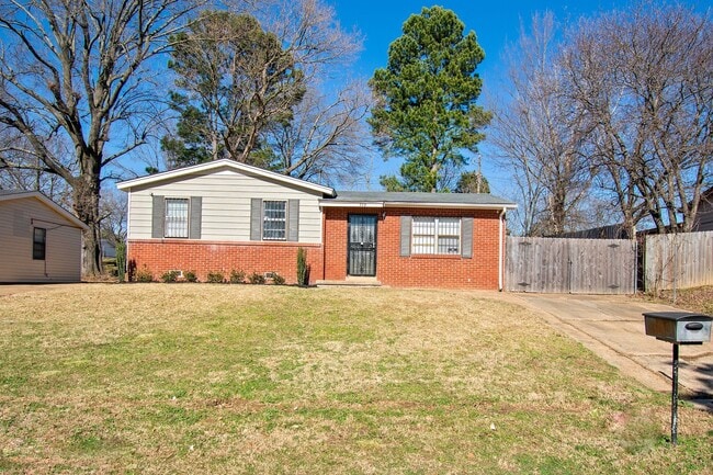 property at 772 Mohawk Ave