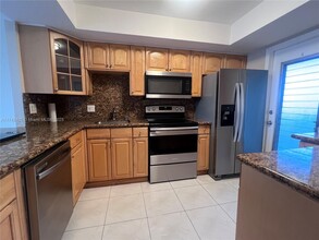 3080 N Course Dr in Pompano Beach, FL - Building Photo - Building Photo