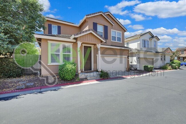 973 Courtyards Loop in Lincoln, CA - Foto de edificio - Building Photo