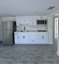753 NW 22nd Ct in Miami, FL - Building Photo