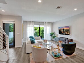 1604 SW 4th Ave in Fort Lauderdale, FL - Foto de edificio - Building Photo