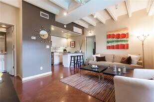 2408 Leon St in Austin, TX - Building Photo