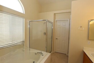 9776 Floweret Ave in Las Vegas, NV - Building Photo - Building Photo