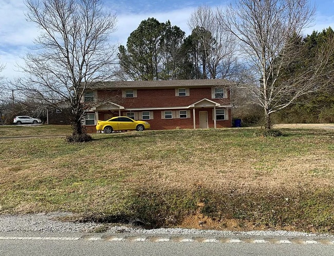 property at 110 Whitecrest Cir NW