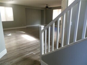 9747 Waukegan Ave in Las Vegas, NV - Building Photo - Building Photo