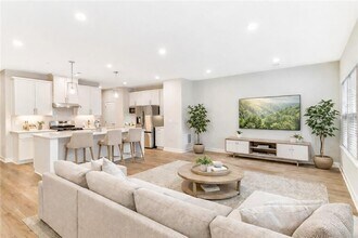 555 Thatch Ter in Fayetteville, GA - Building Photo - Building Photo