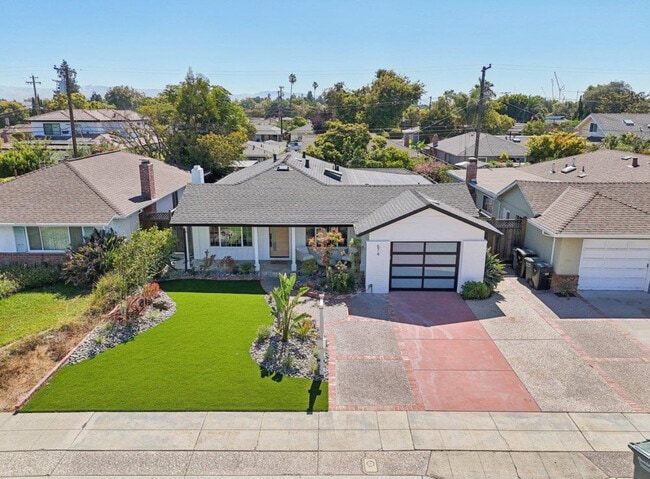 property at 674 Manzanita Ave