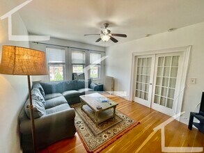 1662 Commonwealth Ave in Boston, MA - Building Photo - Building Photo