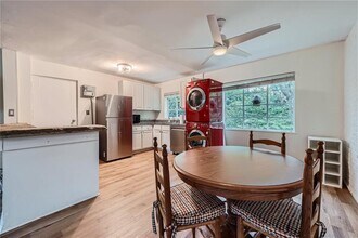 1381 Normandy Dr NE in Atlanta, GA - Building Photo - Building Photo