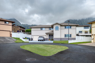 Mahinui Estates in Kaneohe, HI - Building Photo - Building Photo