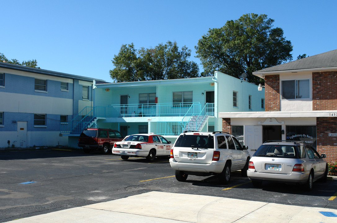 1441 Gulf To Bay Blvd in Clearwater, FL - Foto de edificio