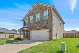 12021 Cascade Falls Trl in Louisville, KY - Building Photo - Building Photo