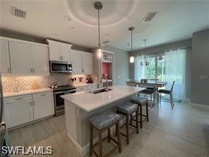 2548 Seychelles Dr, Unit 509 in Naples, FL - Building Photo