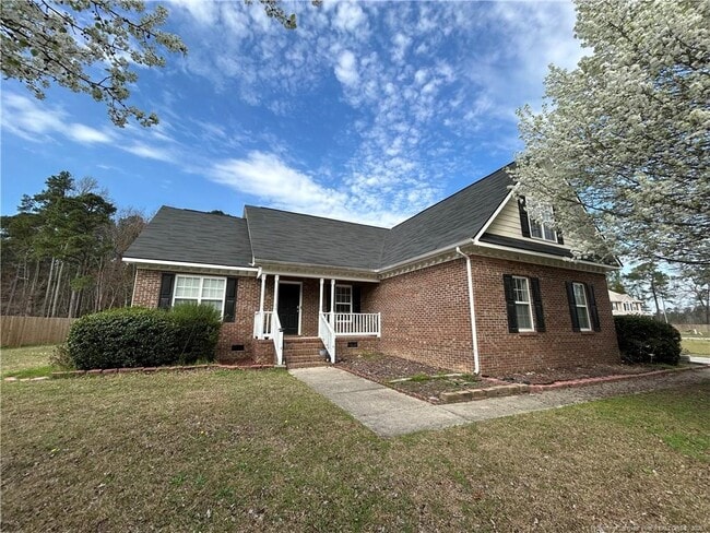 889 Louisiana Dr in Raeford, NC - Building Photo - Building Photo