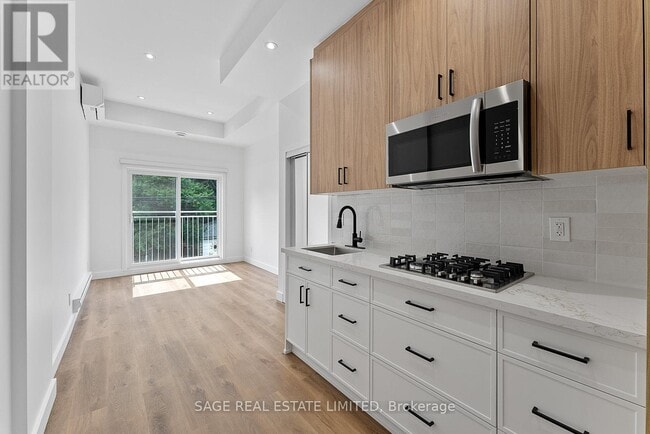property at 2219-2219 Dundas St W