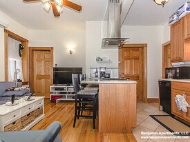 97 Myrtle St in Boston, MA - Building Photo