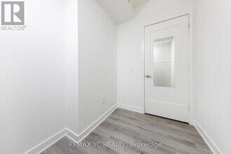 121 Lower Sherbourne St in Toronto, ON - Building Photo - Building Photo