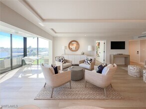 3430 Gulf Shore Blvd N in Naples, FL - Building Photo - Building Photo