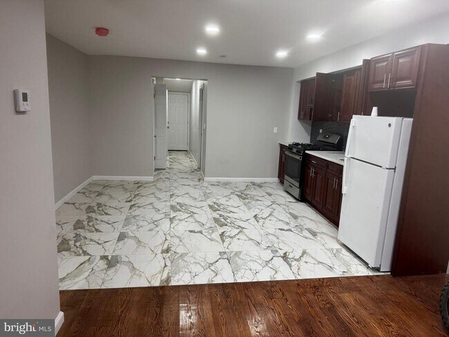 810 McDowell Ave in Chester, PA - Building Photo - Building Photo