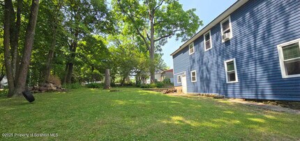 34 Vandermark Ave in Mountain Top, PA - Building Photo - Building Photo