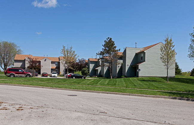 Jefferson Manor Apartments in Kansas City, MO - Building Photo - Building Photo