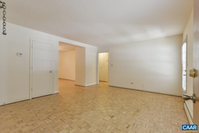 1227 Park St in Charlottesville, VA - Building Photo - Building Photo