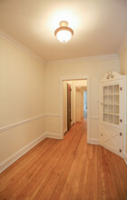 7714 N Sheridan Rd, Unit #1A in Chicago, IL - Building Photo - Building Photo