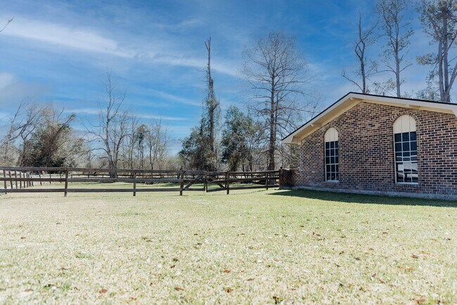 230 Myers Ln in Deridder, LA - Building Photo - Building Photo