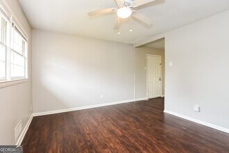 251 Essex Dr in Jonesboro, GA - Building Photo - Building Photo