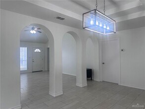 6504 S Venus Ln in Pharr, TX - Building Photo - Building Photo