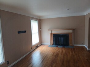 14200 Stahelin Rd in Detroit, MI - Building Photo - Building Photo