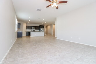 25569 W Desert Dr in Buckeye, AZ - Building Photo - Building Photo