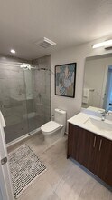 3740 NW 13th St, Unit A3 in Miami, FL - Building Photo - Building Photo