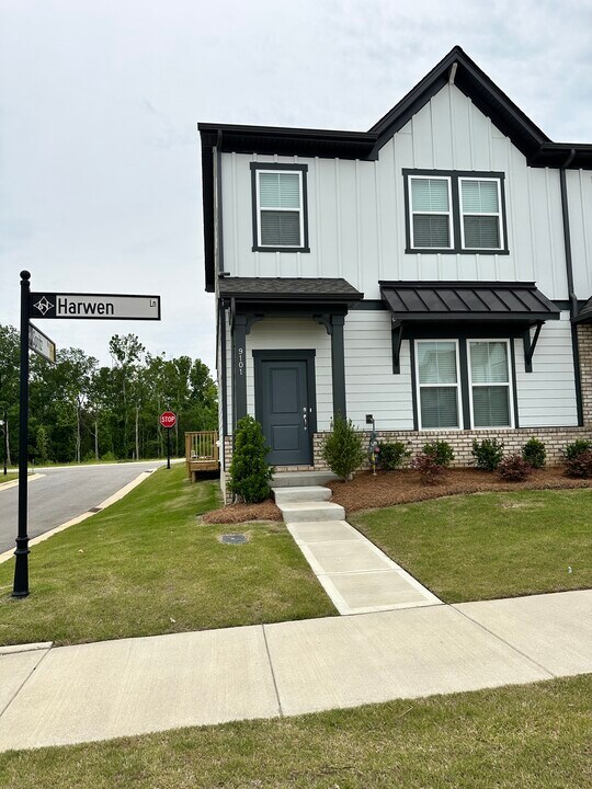 9101 Harwen Ln in Charlotte, NC - Building Photo