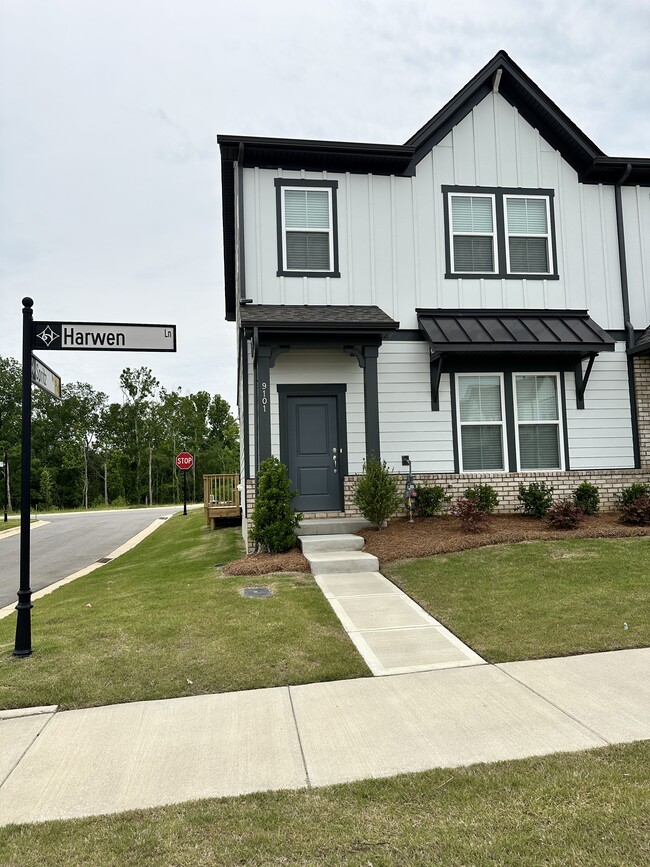 property at 9101 Harwen Ln