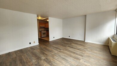 280 Marin Blvd, Unit 4R in Jersey City, NJ - Building Photo - Building Photo