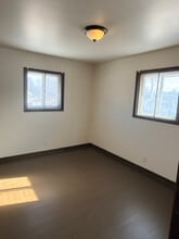 8803 W Thurston Ave in Milwaukee, WI - Building Photo - Building Photo