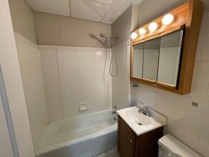 Rollins Apartments in Kirksville, MO - Building Photo - Building Photo