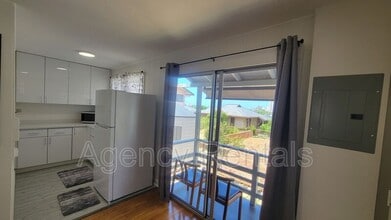 3343 Ho'olulu St in Honolulu, HI - Building Photo - Building Photo