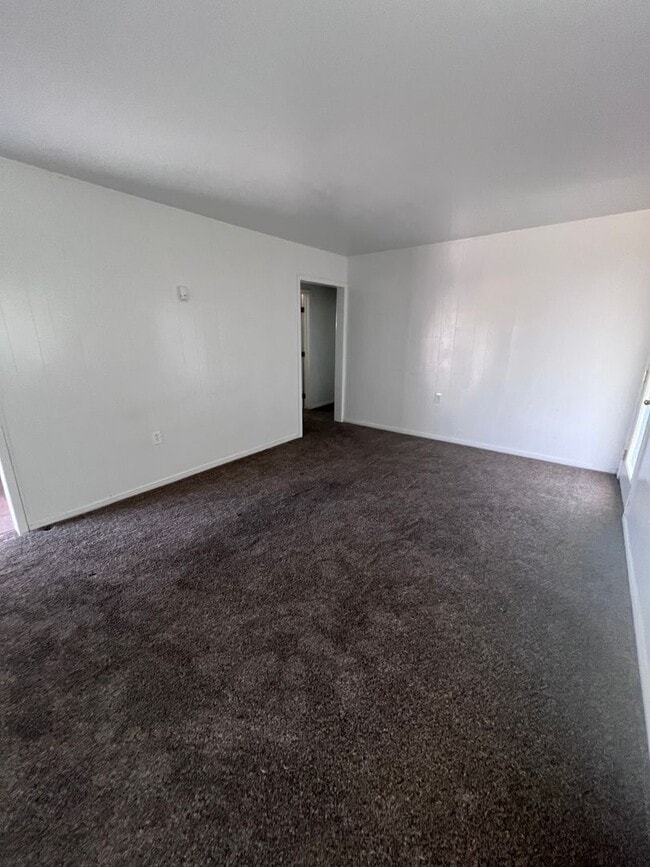 27860 Waterman Rd in Barstow, CA - Building Photo - Building Photo