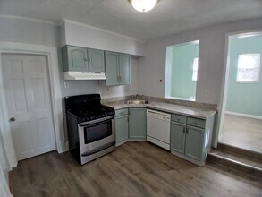 3 Vermont Ave, Unit 2 in Congers, NY - Building Photo - Building Photo
