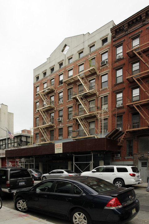 228 E Second St in New York, NY - Building Photo