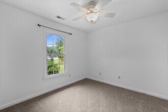 609 Maxwood Ct in Virginia Beach, VA - Building Photo - Building Photo