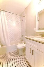 1854 W 18th St in Chicago, IL - Building Photo - Building Photo